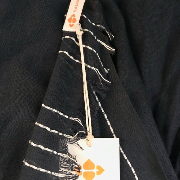 HALF MOON - LINEN LAYERING SCARF (INDIGO) - Picture 2 of 3